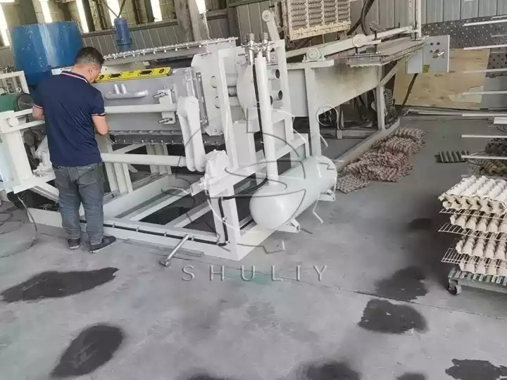 Mteja wa Malian alifanikiwa kuzindua Mradi wa Uzalishaji wa Tray 2 Mashine ya kutengeneza tray ya karatasi