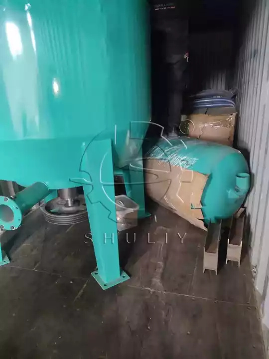 Egg tray paper recycling machine