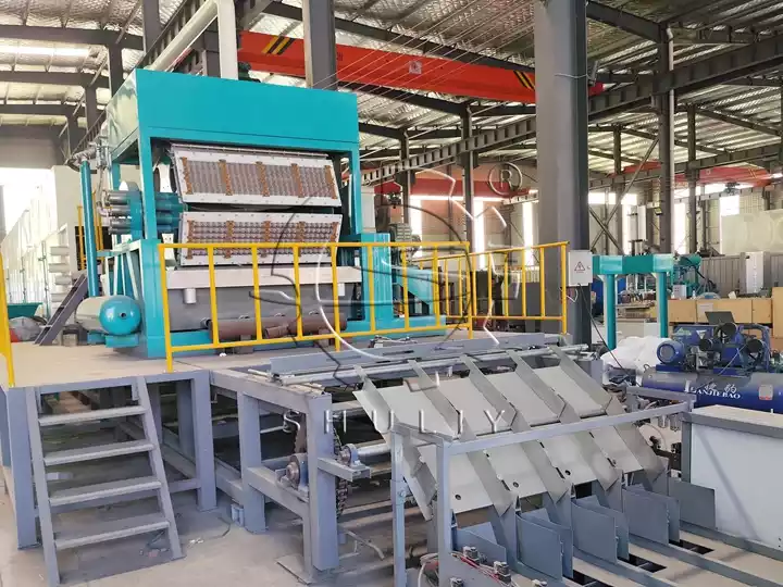 Egg tray processing machine