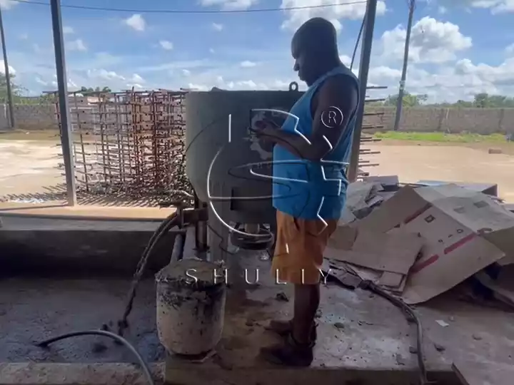 Paper pulp making machine