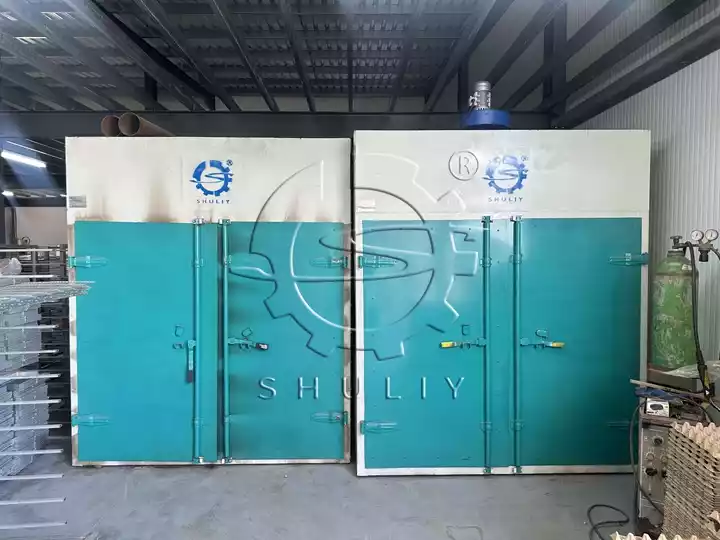Paper tray dryer room