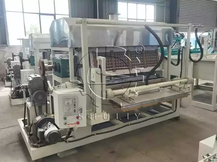 Papier-Eierkartonformmaschine