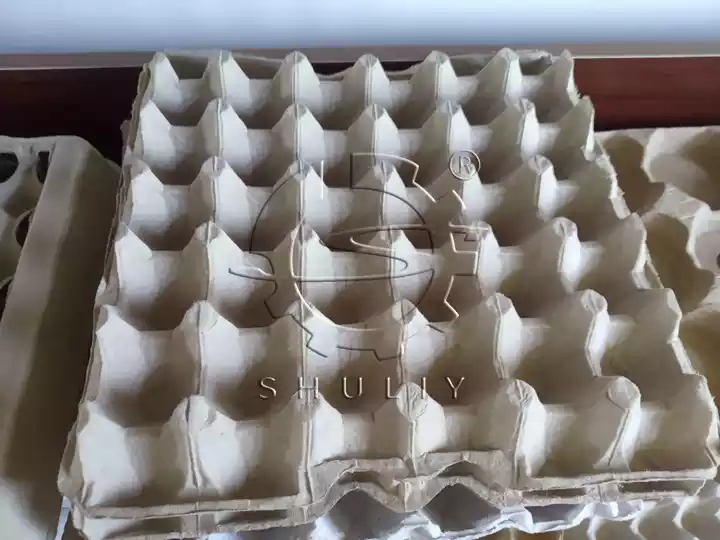 30‑cavity standard egg tray
