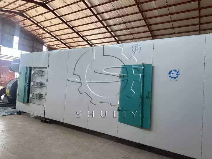 Egg tray dryer
