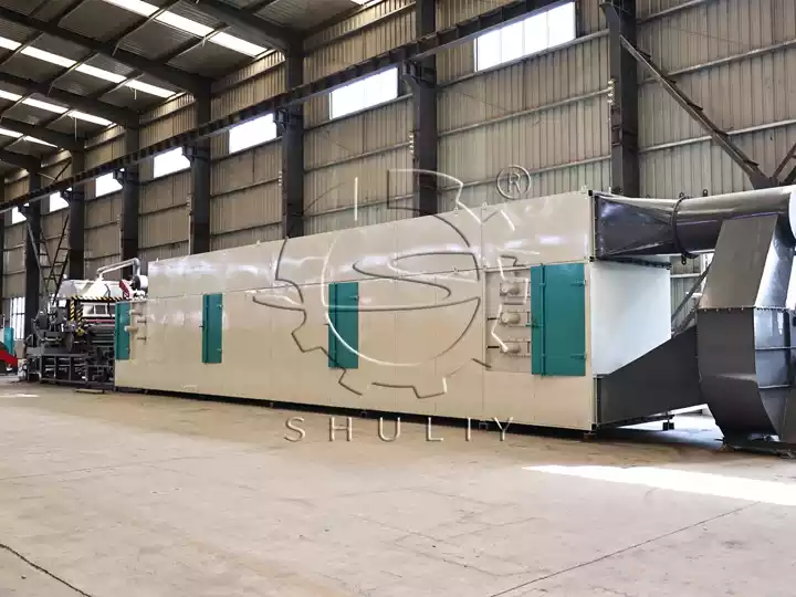 Paper tray continuous drying machine